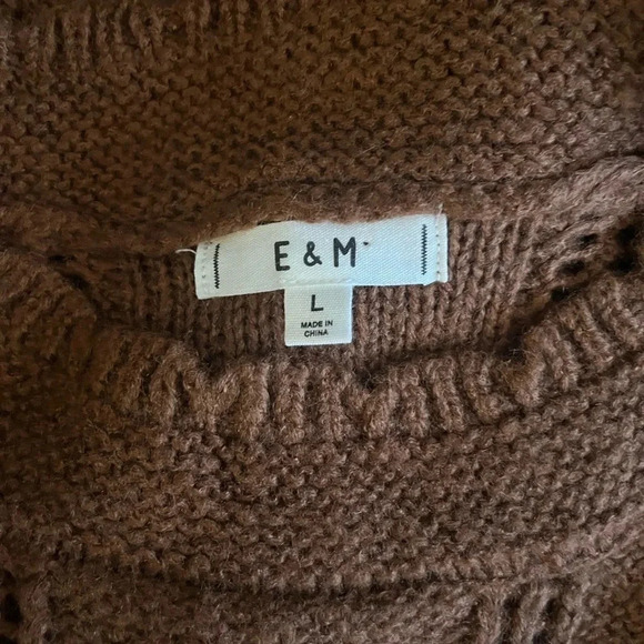 E & M burnt orange knit pom pom sweater size large - Picture 2 of 5